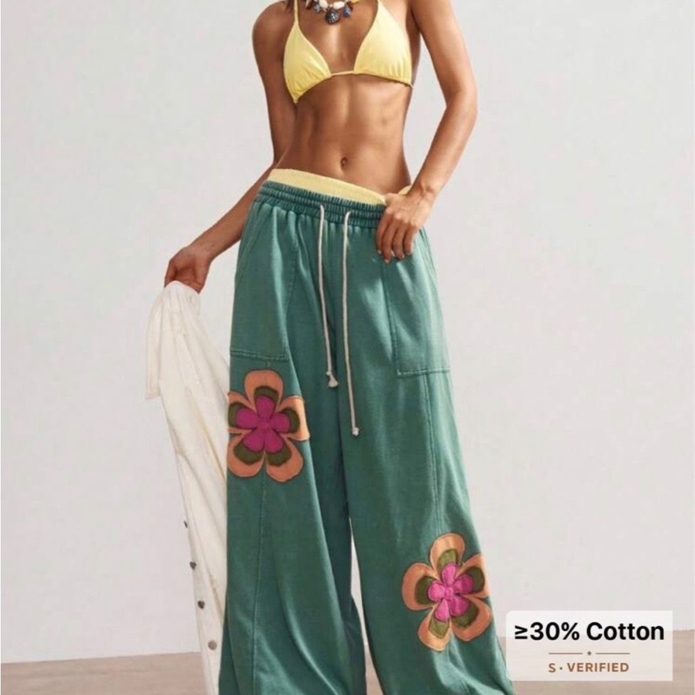 Wide leg pants🌻